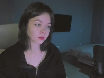 Quietluxury Chaturbate stream image from December 20, 2025