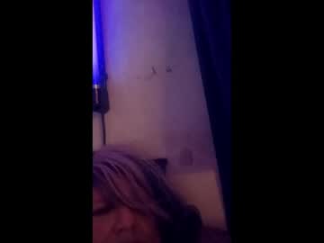 Deedeedoll1982 Chaturbate stream image from December 20, 2025