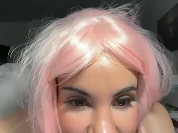 Honeylark Chaturbate stream image from December 20, 2025