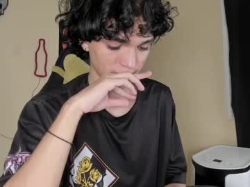 Halan_Jr Chaturbate stream image from December 20, 2025