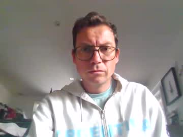 Pchittt Chaturbate stream image from December 20, 2025
