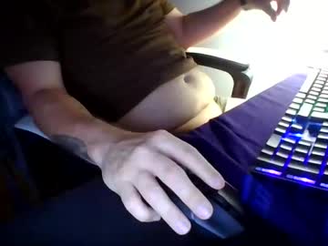 Bernhard79ooe Chaturbate stream image from December 20, 2025
