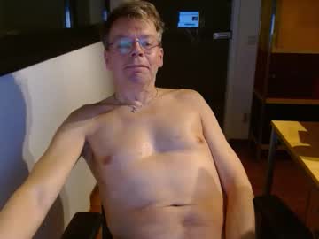 Tall_Dudenl Chaturbate stream image from December 20, 2025