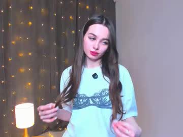 Nichelledorris Chaturbate stream image from December 20, 2025