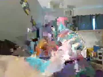 Bemybrdnw Chaturbate stream image from December 20, 2025