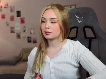 Betterdayswithme Chaturbate stream image from December 20, 2025