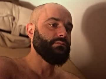 Flowathan0r Chaturbate stream image from December 20, 2025