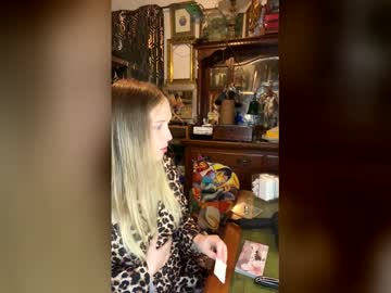Deliciousgi69 Chaturbate stream image from December 20, 2025