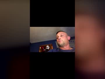 Hunglikeray2286 Chaturbate stream image from December 21, 2025