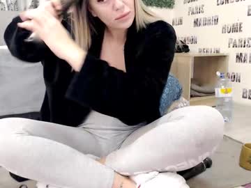 Sweetdaiana23 Chaturbate stream image from December 21, 2025