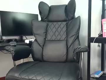 Bobby72738 Chaturbate stream image from December 21, 2025