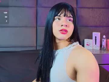 Valentino_Moon Chaturbate stream image from December 21, 2025
