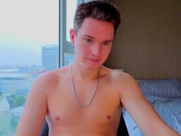Romeosilver Chaturbate stream image from December 21, 2025