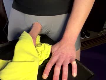 Maclowe Chaturbate stream image from December 21, 2025