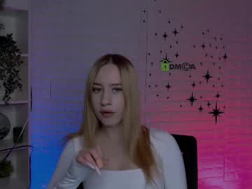 Molly_Lesser Chaturbate stream image from December 21, 2025