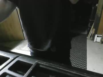 Pickles9652 Chaturbate stream image from December 21, 2025