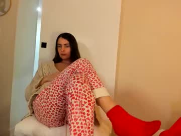 Chillwithcamii Chaturbate stream image from December 21, 2025