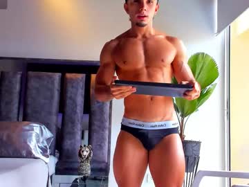 Santin_Seans Chaturbate stream image from December 21, 2025