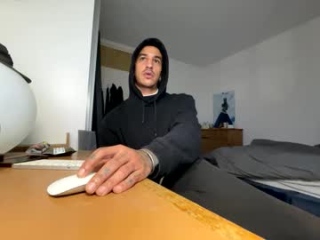 Smilemorezzz Chaturbate stream image from December 21, 2025