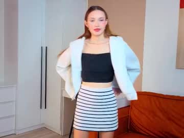 Lisaajimenez Chaturbate stream image from December 21, 2025
