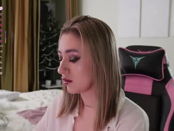 Lisamayson Chaturbate stream image from December 21, 2025