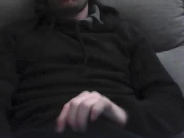 Frencheeboy Chaturbate stream image from December 21, 2025