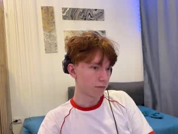 Malcolm_Yang Chaturbate stream image from December 21, 2025