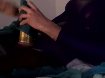 Roxi6969 Chaturbate stream image from December 21, 2025