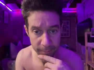 Voodoochilelove Chaturbate stream image from December 21, 2025