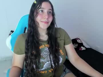 Little_Sparkles_0f_L0v3 Chaturbate stream image from December 21, 2025