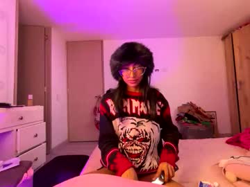 Nahomygh Chaturbate stream image from December 21, 2025