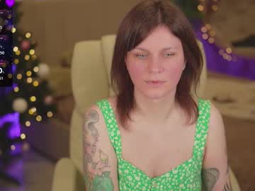 Tinamelt Chaturbate stream image from December 21, 2025