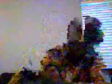 242doggy242 Chaturbate stream image from December 21, 2025