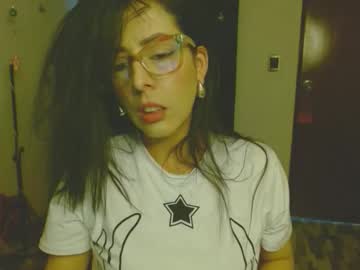 Ela_3611 Chaturbate stream image from December 21, 2025