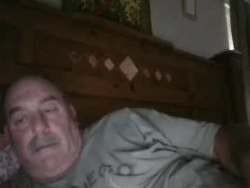 Wtng4u Chaturbate stream image from December 21, 2025