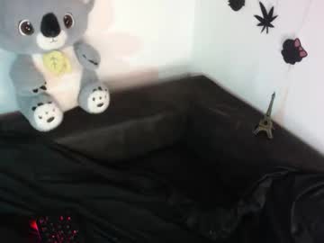 Jinxx_19 Chaturbate stream image from December 22, 2025