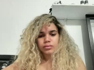 Brithneysquirt Chaturbate stream image from December 22, 2025