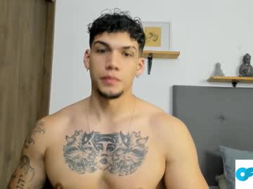 Axel_Taylor21 Chaturbate stream image from December 22, 2025