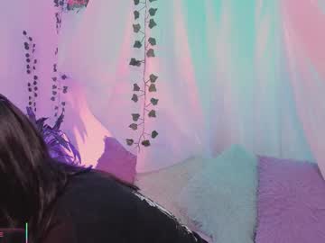 Centaurigirls Chaturbate stream image from December 22, 2025
