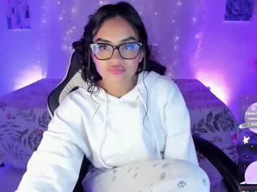 Riana_Kean Chaturbate stream image from December 22, 2025
