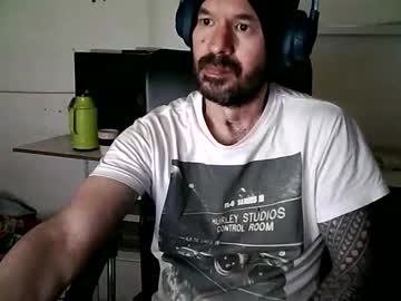 Tarado_Skype_Cam Chaturbate stream image from December 22, 2025