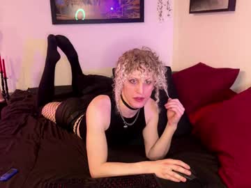 Vantablossom Chaturbate stream image from December 22, 2025