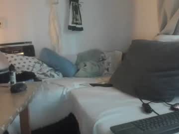 Medved84 Chaturbate stream image from December 22, 2025