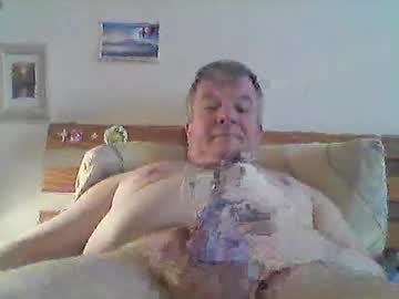Carpinus Chaturbate stream image from December 22, 2025
