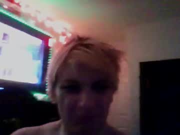 Thickandjuicy2100 Chaturbate stream image from December 22, 2025