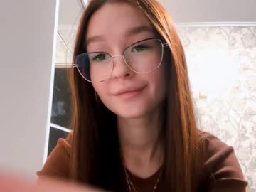 Dustiarujo Chaturbate stream image from December 22, 2025