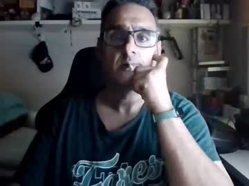 Jaimellon26 Chaturbate stream image from December 22, 2025