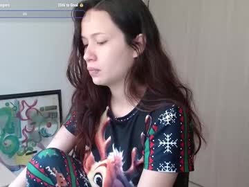 Lucy_Collins_G Chaturbate stream image from December 22, 2025