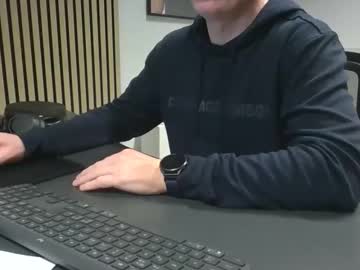 Ale99xxx Chaturbate stream image from December 22, 2025