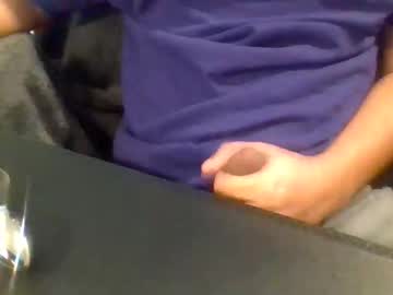 Randomguy230500 Chaturbate stream image from December 22, 2025
